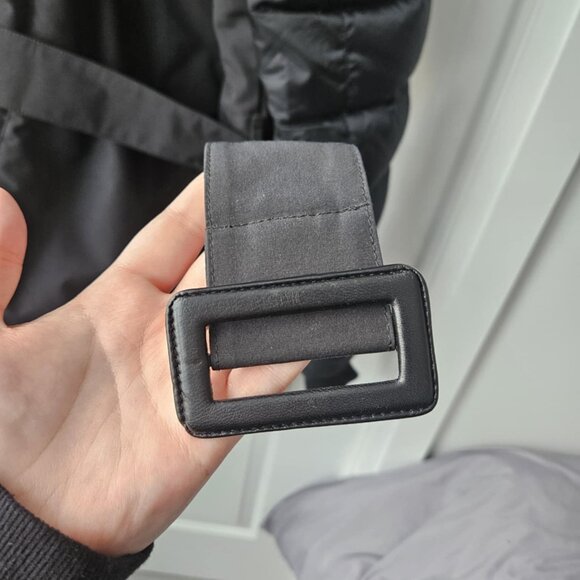 Canada Goose Women's Long Parka with a belt *REAL FUR HOOD* - Picture 6 of 6